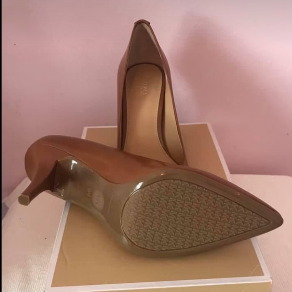 Designer Shoes - Michael Kors
